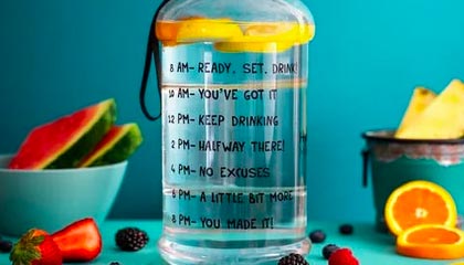 中方表态不到24小时，日本拒绝对华加税，用3个字向特朗普解释