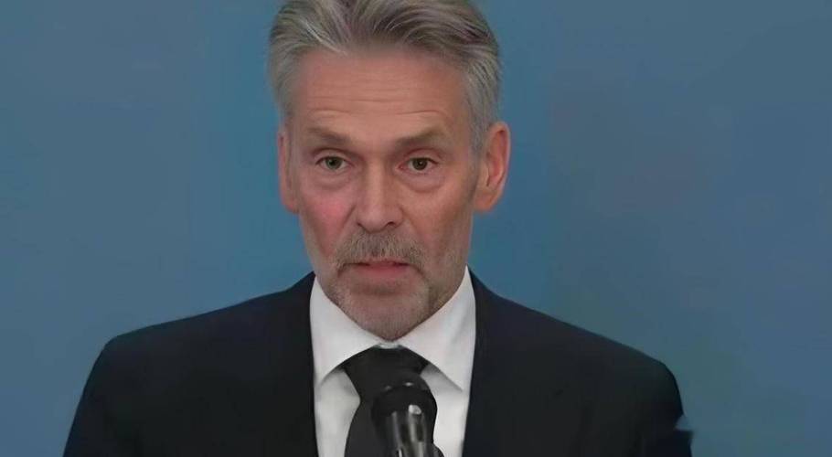 荷兰电话打到北京,想求和却不认错!中方警告不是空谈,是最后通牒