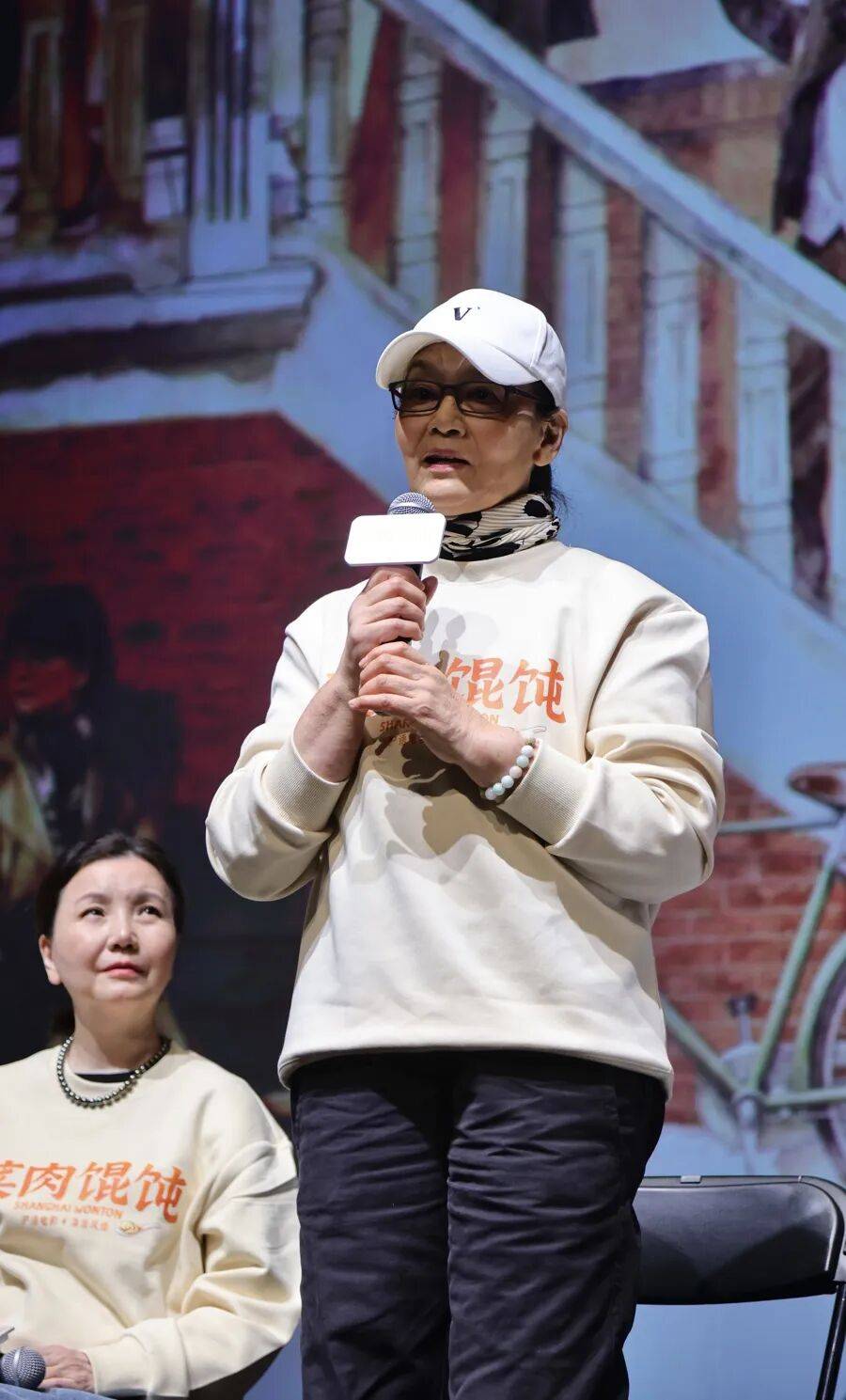 沪上著名演员集体现身！全员哽咽全场动容，有人不惜为它抵押房产！面世在即，最新剧透