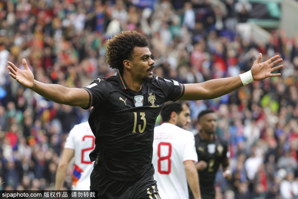 直通世界杯！世预赛-C罗停赛B费戴帽 葡萄牙9-1亚美尼亚