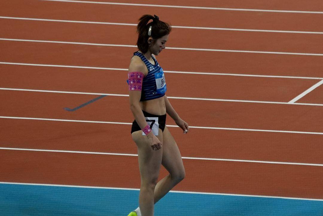 差0.04秒，吴艳妮再获全运会100米栏银牌 她说：不确定还有没有下一届全运会