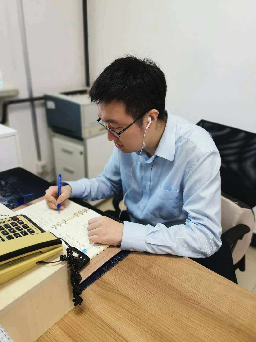外汇公司上班(外汇公司上班有风险吗)
